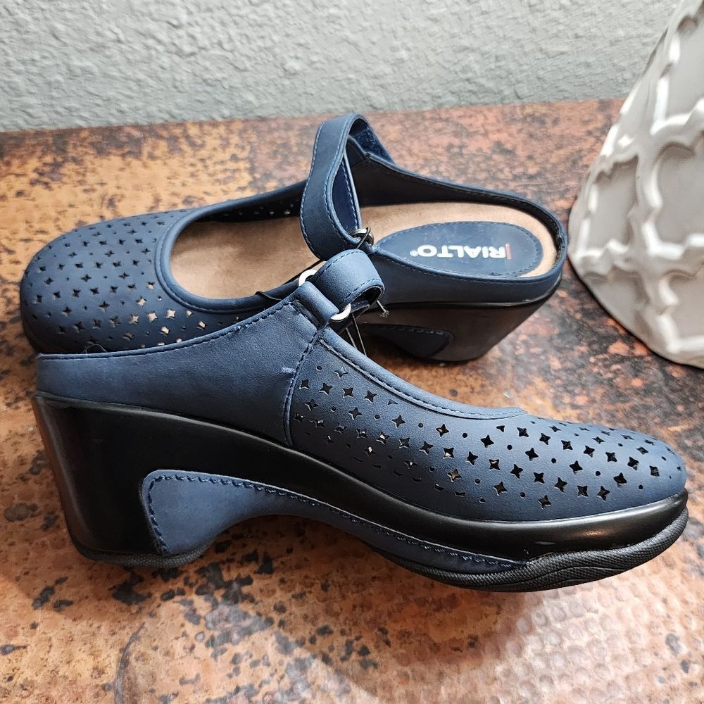 Rialto Vinto Mary Jane Clogs in Navy 411 - Picture 9 of 16
